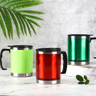 Tazzi tal-Kafè Silġ tal-plastik li jistgħu jerġgħu jintużaw